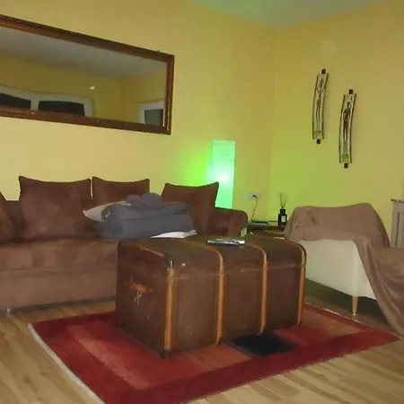 Grosse, Hundefreundliche Mit Grosser Terrasse In Flussnaehe Appartamento Medebach